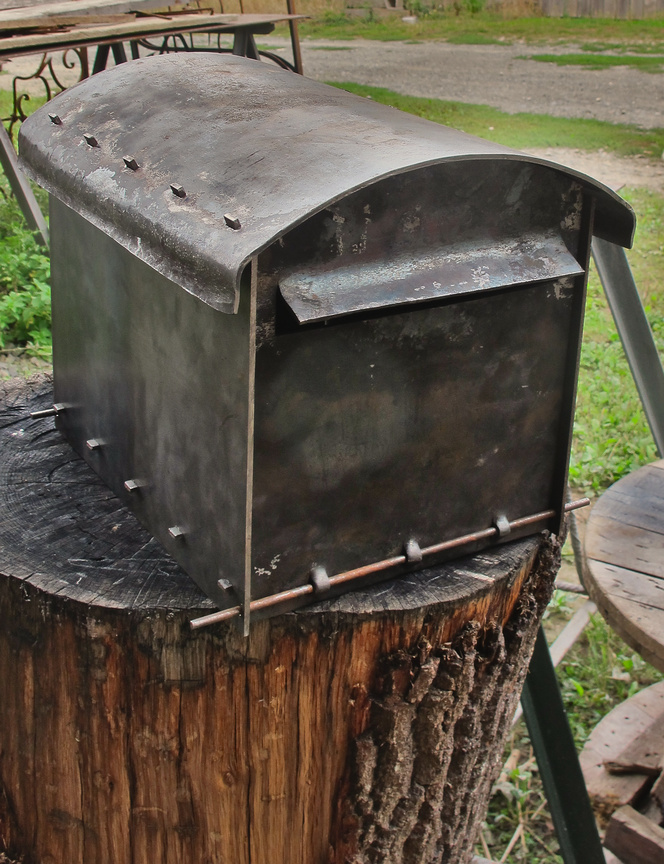 Grille sur Muret