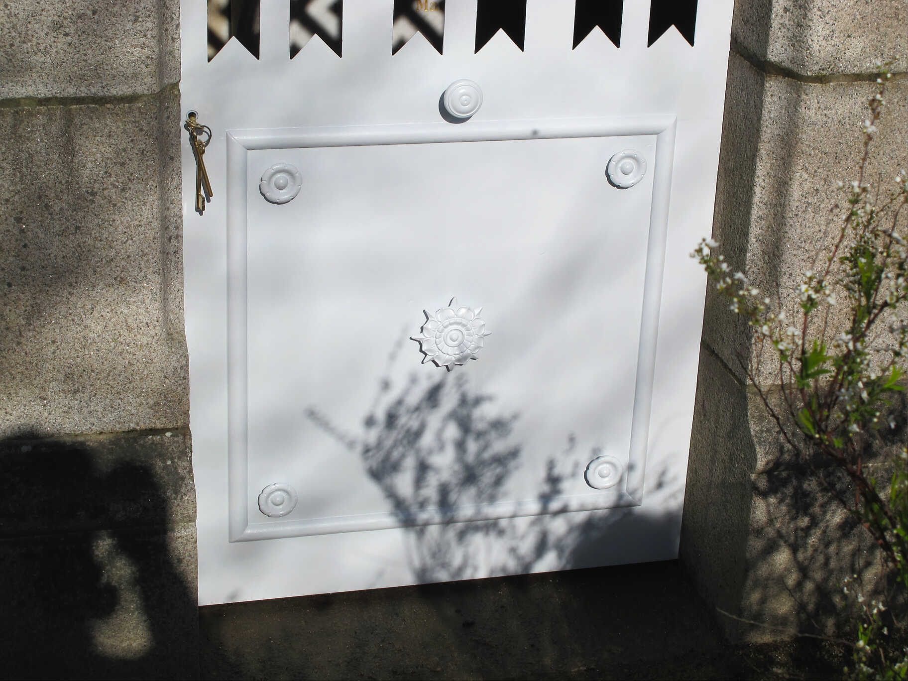 Porte de Caveau